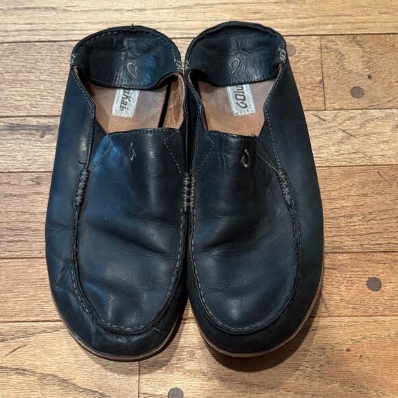 OluKai Men's Dark Leather Moloa Slip-On Loafers - Picture 1 of 4